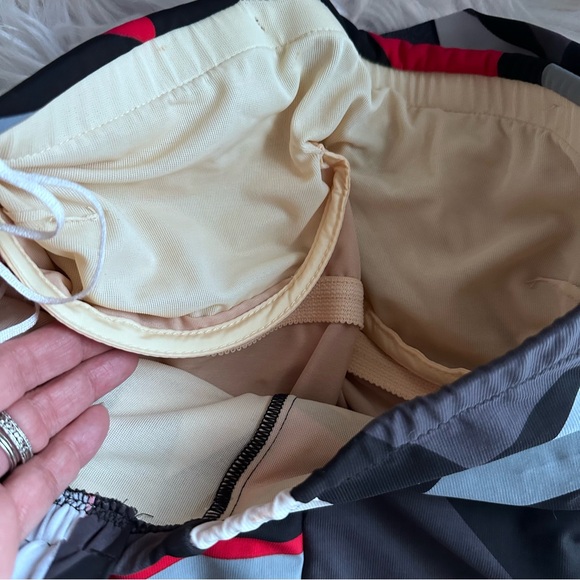 MAGICSUIT BY MIRACLESUIT /8 - Picture 5 of 14